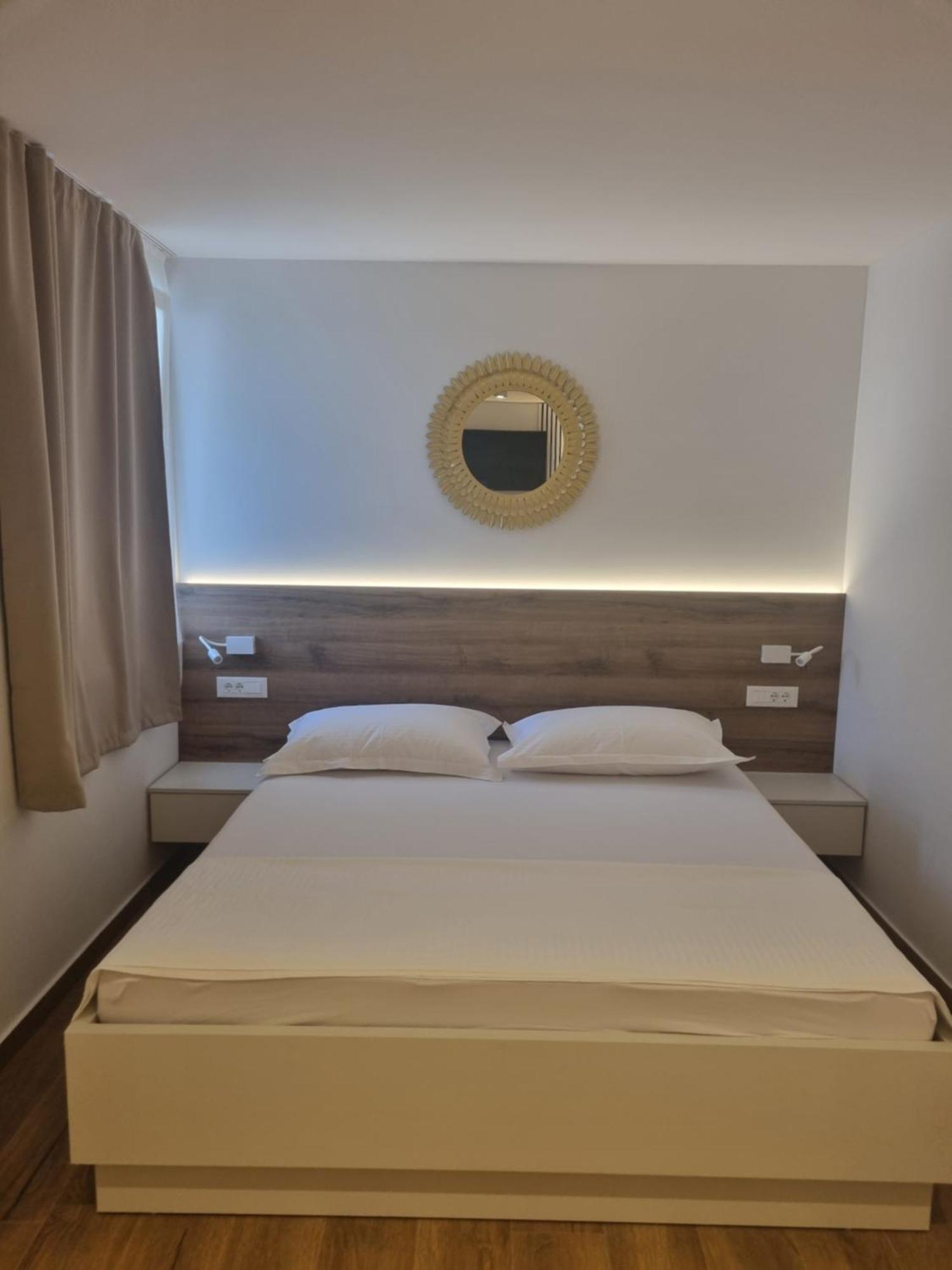 Apartmani Sole Makarska Exterior photo